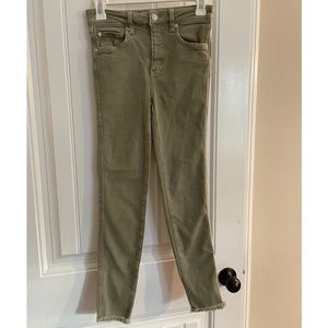 We The Free (Free People) high rise sage green skinny ankle jeans, size 25